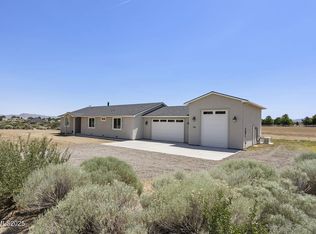 390 Angelina Cir, Wellington, NV 89444