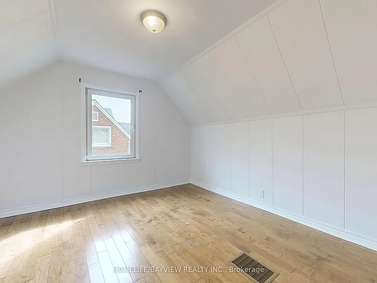 60 Bevdale Rd — Photo 17