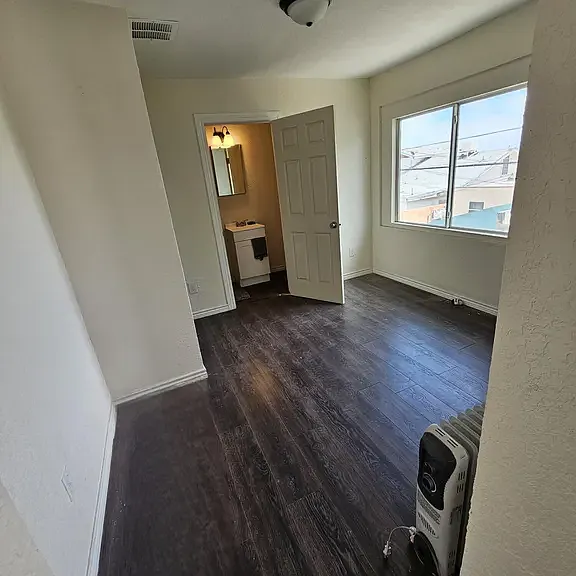 3804 Nations Ave #2 — Photo 1