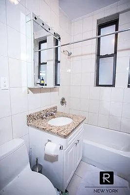 Rented by R New York | media 5