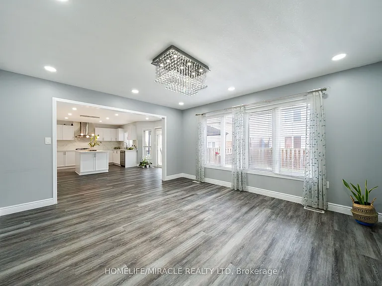 151 Baldwin Dr #UPPER — Photo 14