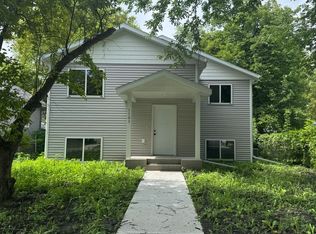 1109 University Dr S, Fargo, ND 58103