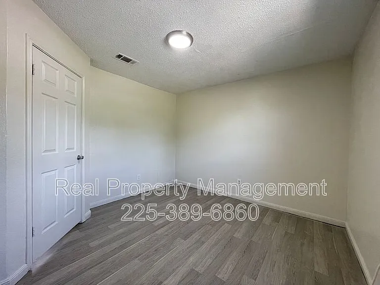 750 Hospital Rd #O-4 — Photo 10