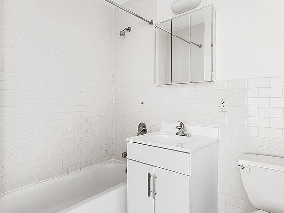 5th image of 60 W 14th St APT 3B