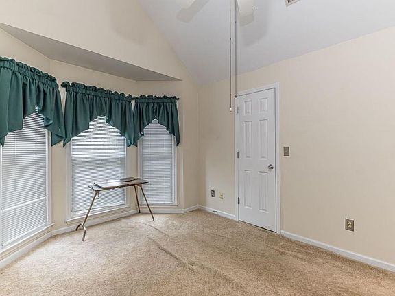 5th image of 2524 Green Forest Ct