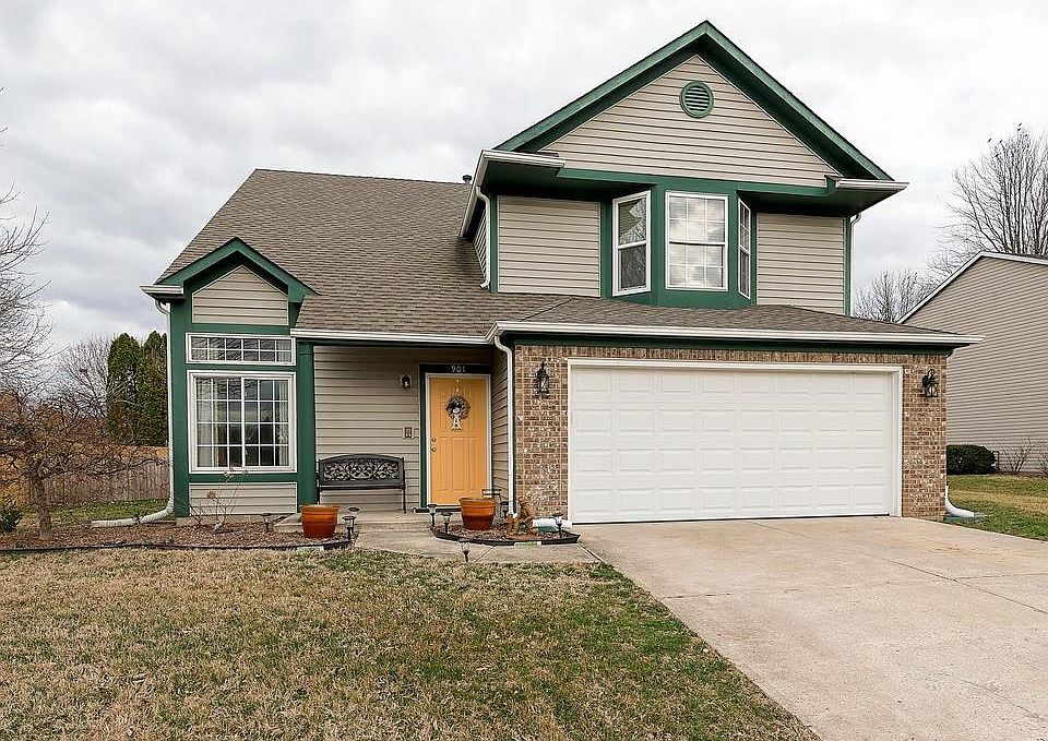 1st image of 901 Bull Run West Dr