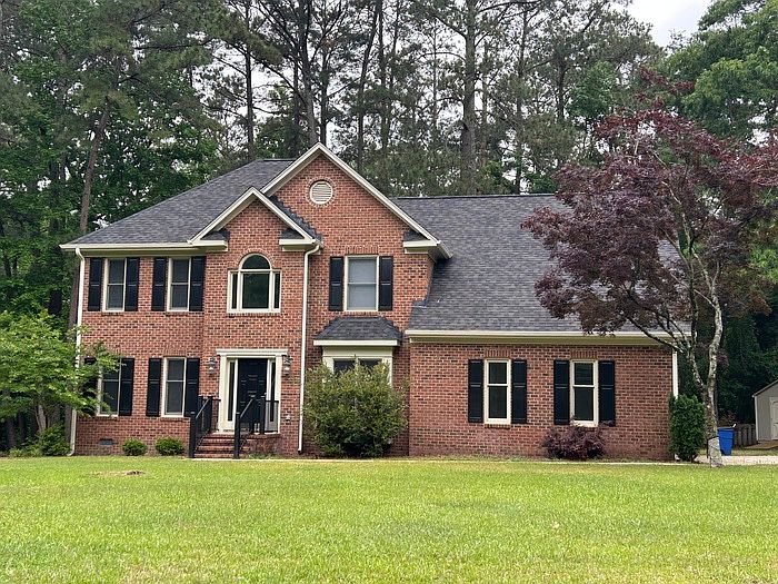 1st image of 203 Breezewood Dr