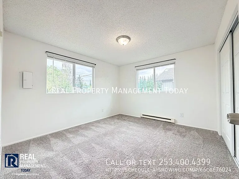 450 Pearl St #B — Photo 13