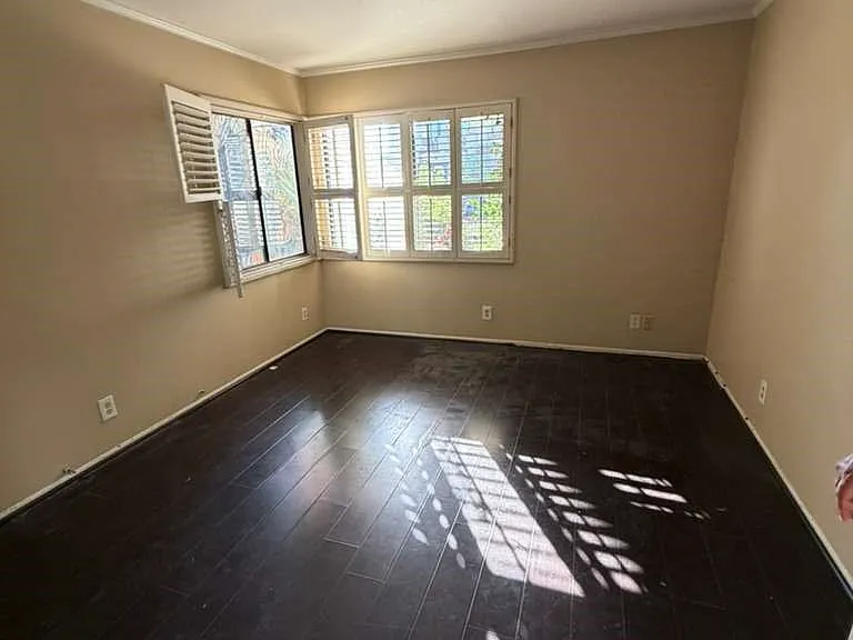 404 Goldenrod Ave — Photo 3