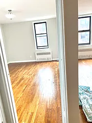 Rented by Chana Ofek, LREB