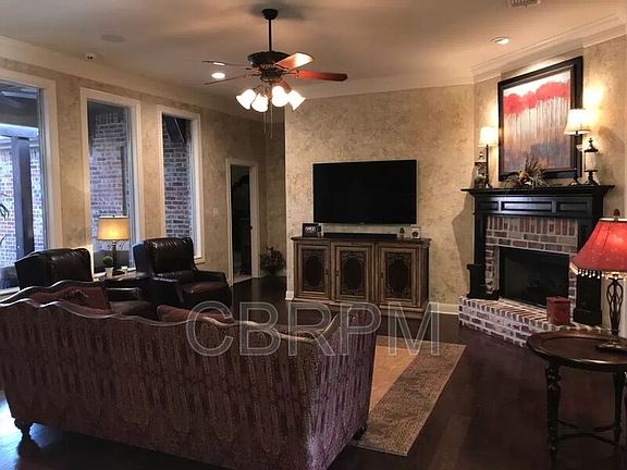 2nd image of 10107 Norfolk Ave