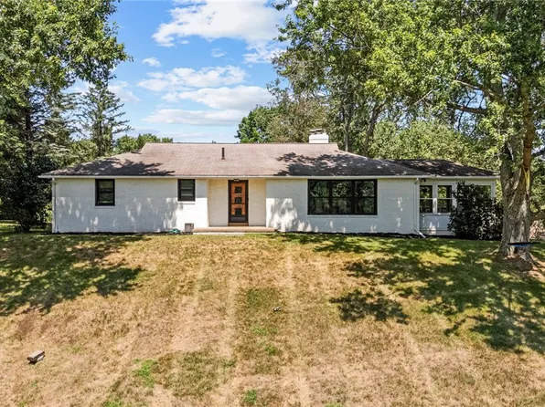 4945 Brunnerdale Ave NW, Canton, OH 44718