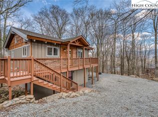 356 Sugar Tree Ln, Banner Elk, NC 28604