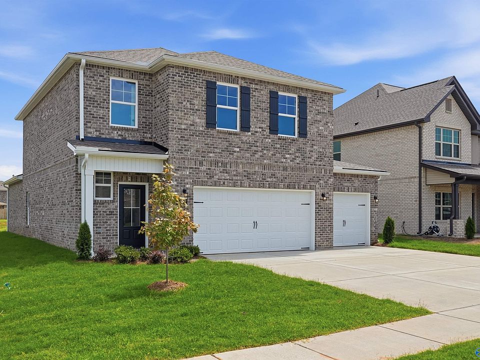 1st image of 208 Irish Hill Dr