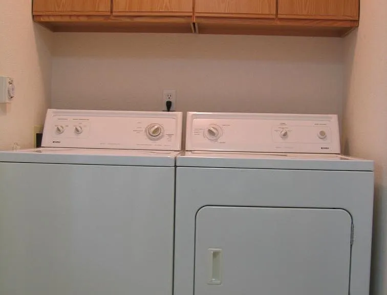 Golf Club Apartments — Photo 26