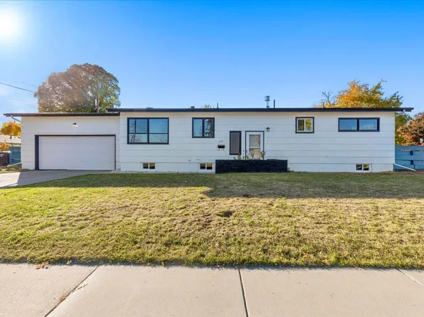 330 Glee Pl, Billings, MT 59102