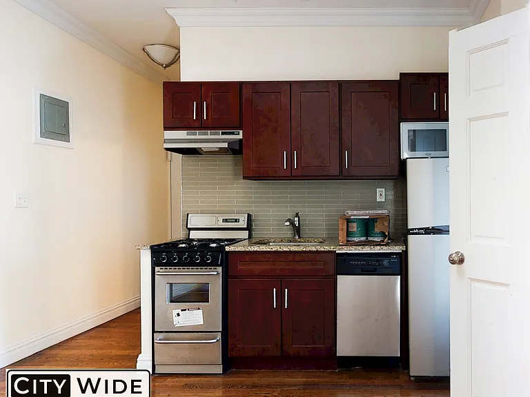 346 E 76th St #22 — Photo 4