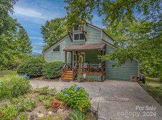 54 Sequoia Dr, Hendersonville, NC 28792