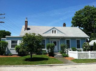 6 Pearce Ave, Riverside, RI 02915