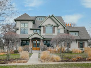 1756 Banchory Ct, Downers Grove, IL 60515