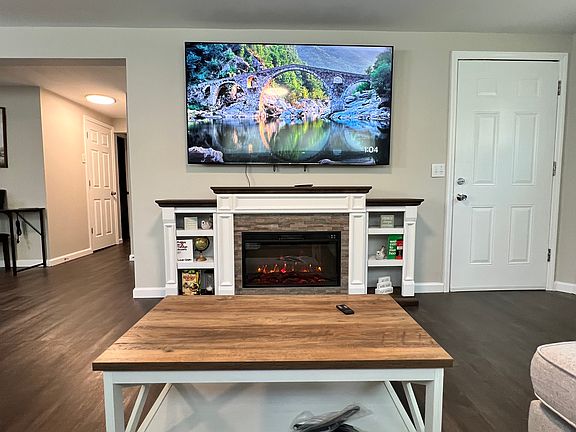 4th image of 801 S Houston Lake Rd