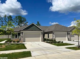 5753 Windword Dr #52, Brighton, MI 48116