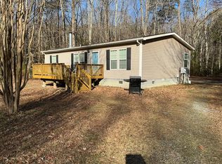101 Hampton Pl, Heathsville, VA 22473
