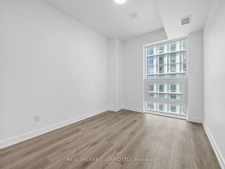 100 Queen St E #1912 — Photo 17