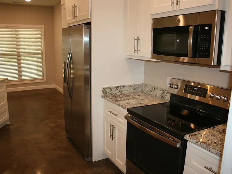 541 Wiregrass Way — Photo 11