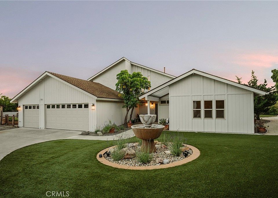 1st image of 16962 Nightingale Ln