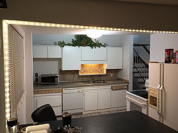 4th image of 6105 W Parkway Blvd