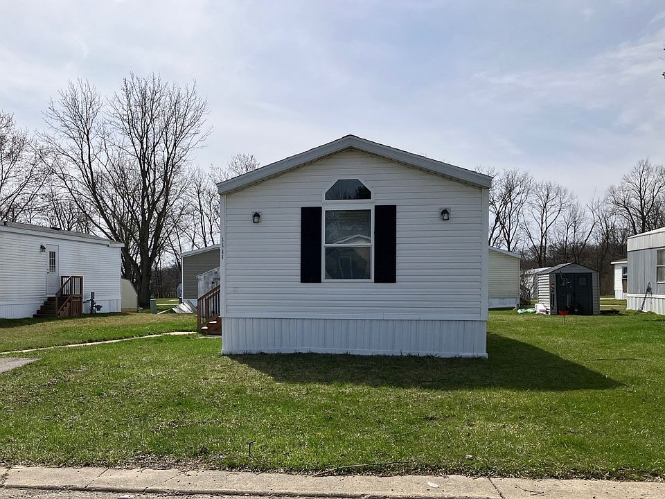 1st image of 1111 White Oak E #200