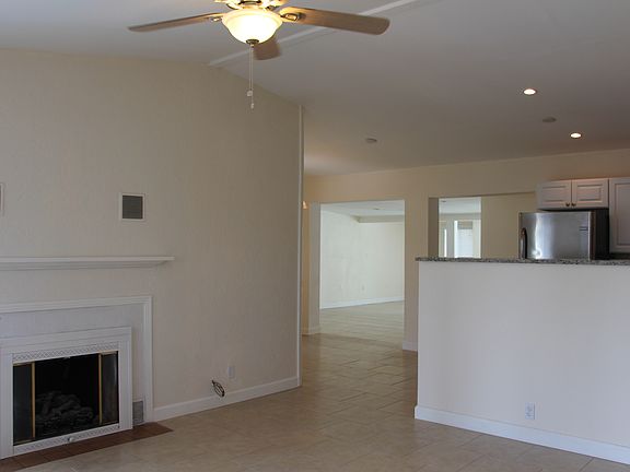 fire place 