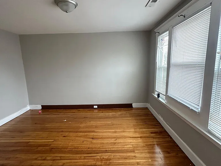 89 Hubinger St #3 — Photo 11