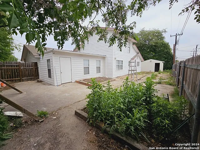 6700 Yellow Rose St — Photo 37