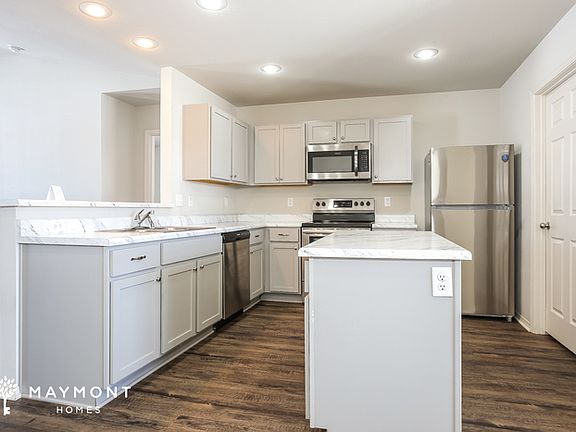 5th image of 3348 Wilshire Blvd