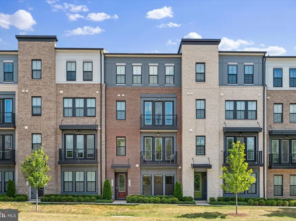 43234 Farringdon Sq, Ashburn, VA 20148