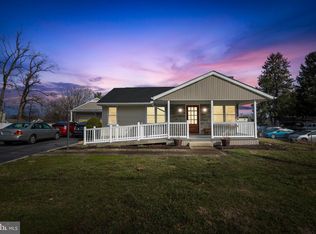4198 Hedgesville Rd, Hedgesville, WV 25427