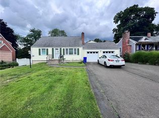 8 Ingleside Ave, Norwalk, CT 06850