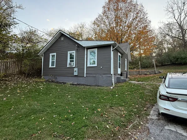 19 Blondeau St, Cleves, OH 45002