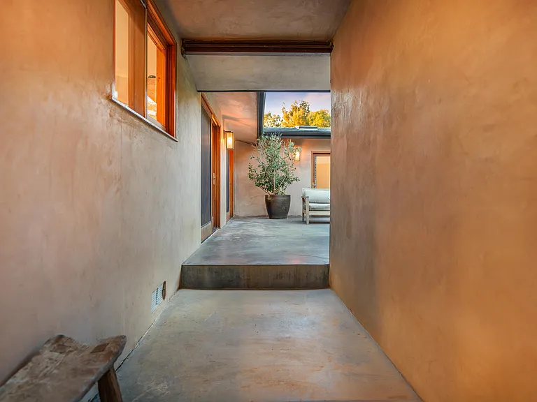 11345 Pacific View Dr — Photo 42