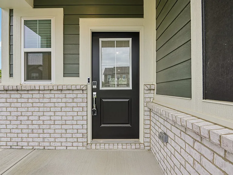 15274 Farrington Way — Photo 37