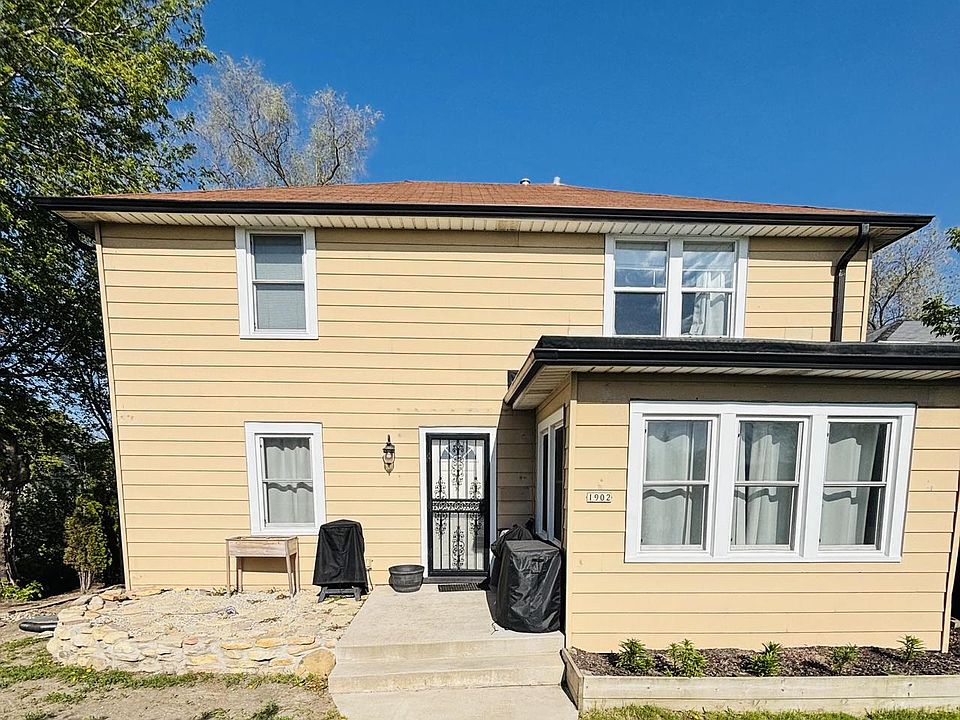 1st image of 1902 S 76th STREET
