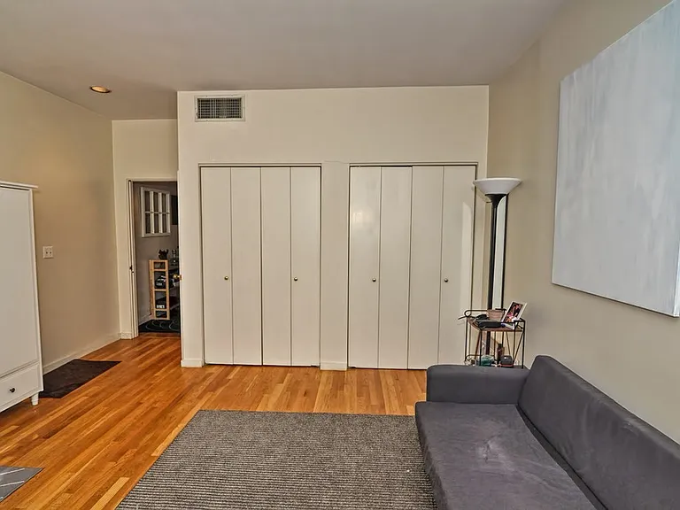 327 Commonwealth Ave #1 — Photo 10