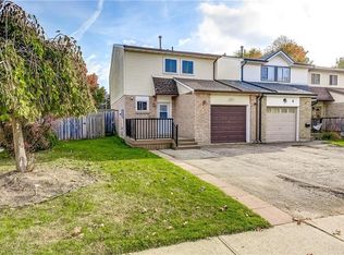 2 Parkside Dr, Brant, ON N3L3S7