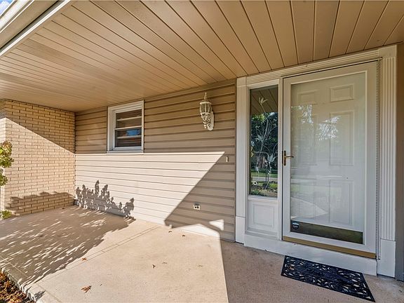 2nd image of 106 Stratford Dr