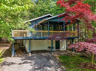 8203 Natures Dr, Tobyhanna, PA