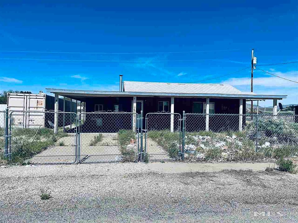 1st image of 325 Jaca Dr