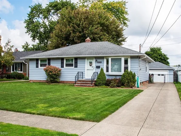22276 Sandy Ln, Fairview Park, OH 44126