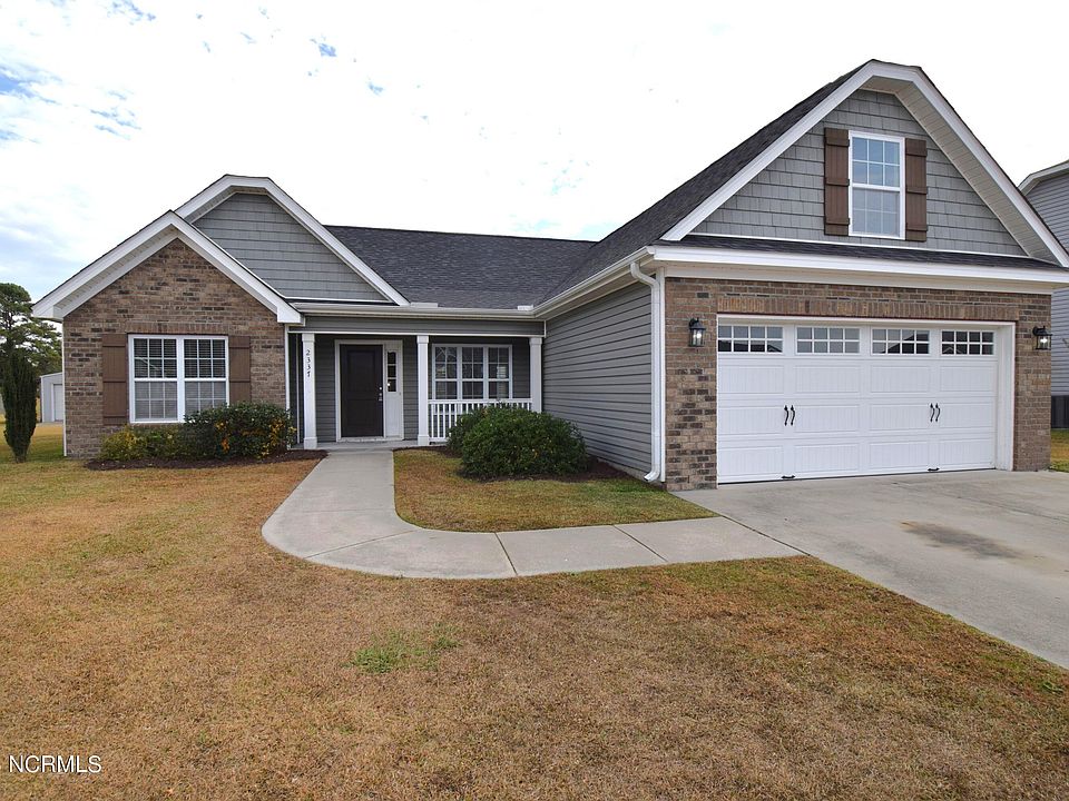 1st image of 2337 Blackstone Drive